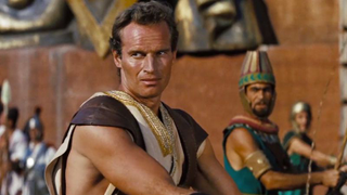 Chariots race against pods in this <i>Ben-Hur</i> vs. <i>Star Wars</i> video
